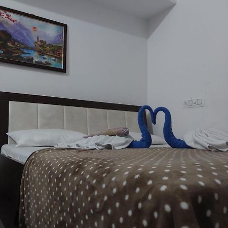 Shiv Shakti Homestay Kevadia Eksteriør bilde
